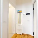 Apartamento ~ Cozy ~ Center Train Station