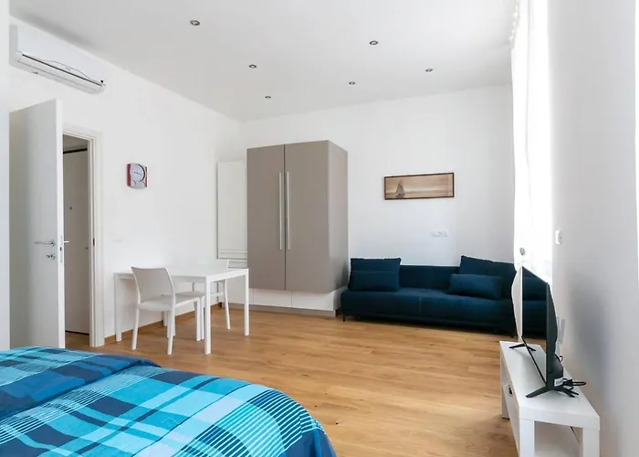 ~ Cozy ~ Center Train Station Lejlighed