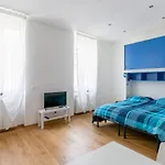 ~ Cozy ~ Center Train Station * 的里雅斯特